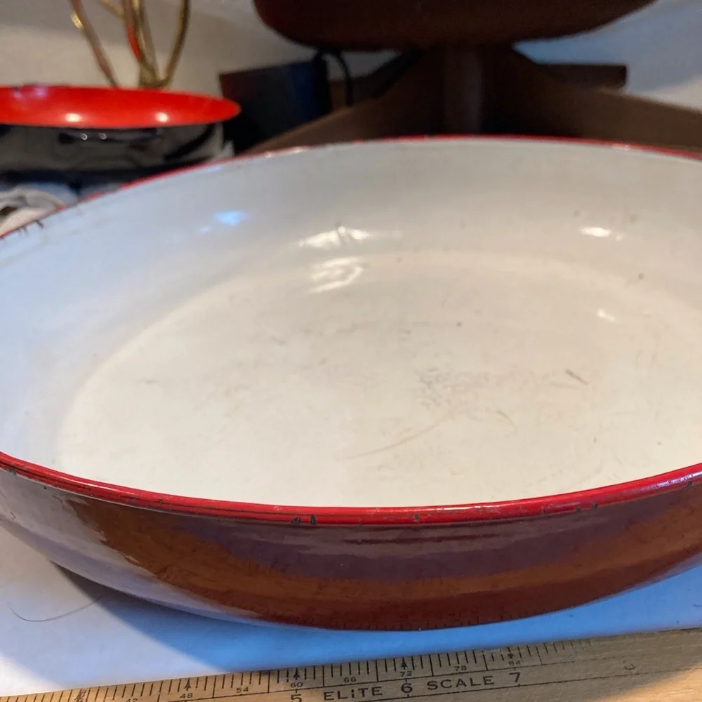 VTG Enamelware BIG Red/White Bowl Cottage core No Chips Inside Bowl/Tray 14.5”